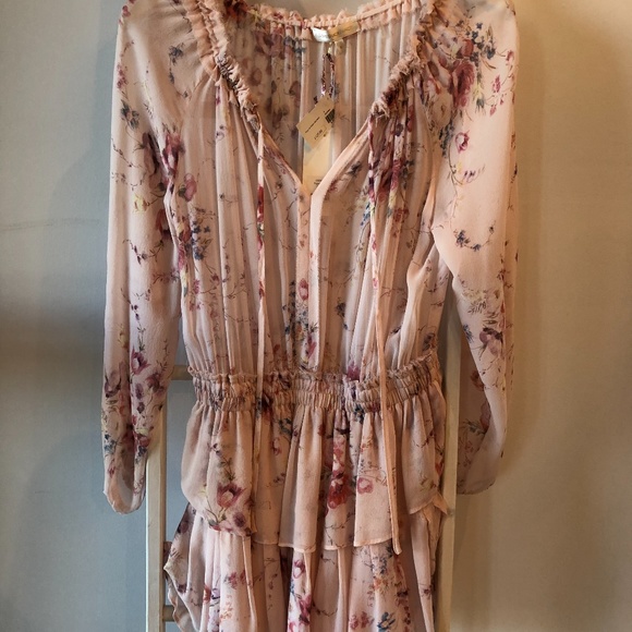 Popover Dress - Picture 5 of 6